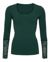 Mary Blouse w.lace LS